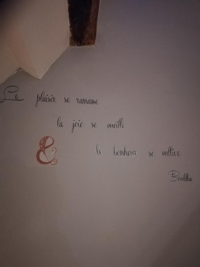 Apartamento Atelier Des Poemes. Montbéliard Exterior foto